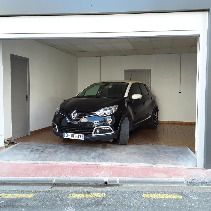 Maison De Ville Avec Garage Et Terrasse Lourdes Zewnętrze zdjęcie