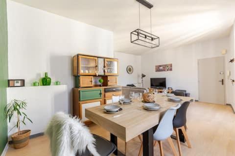 Maison De Ville Avec Garage Et Terrasse Lourdes Zewnętrze zdjęcie